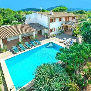 https://relax-in-surpreme-villa-la-font-with-big-pool.balearic-islands.net